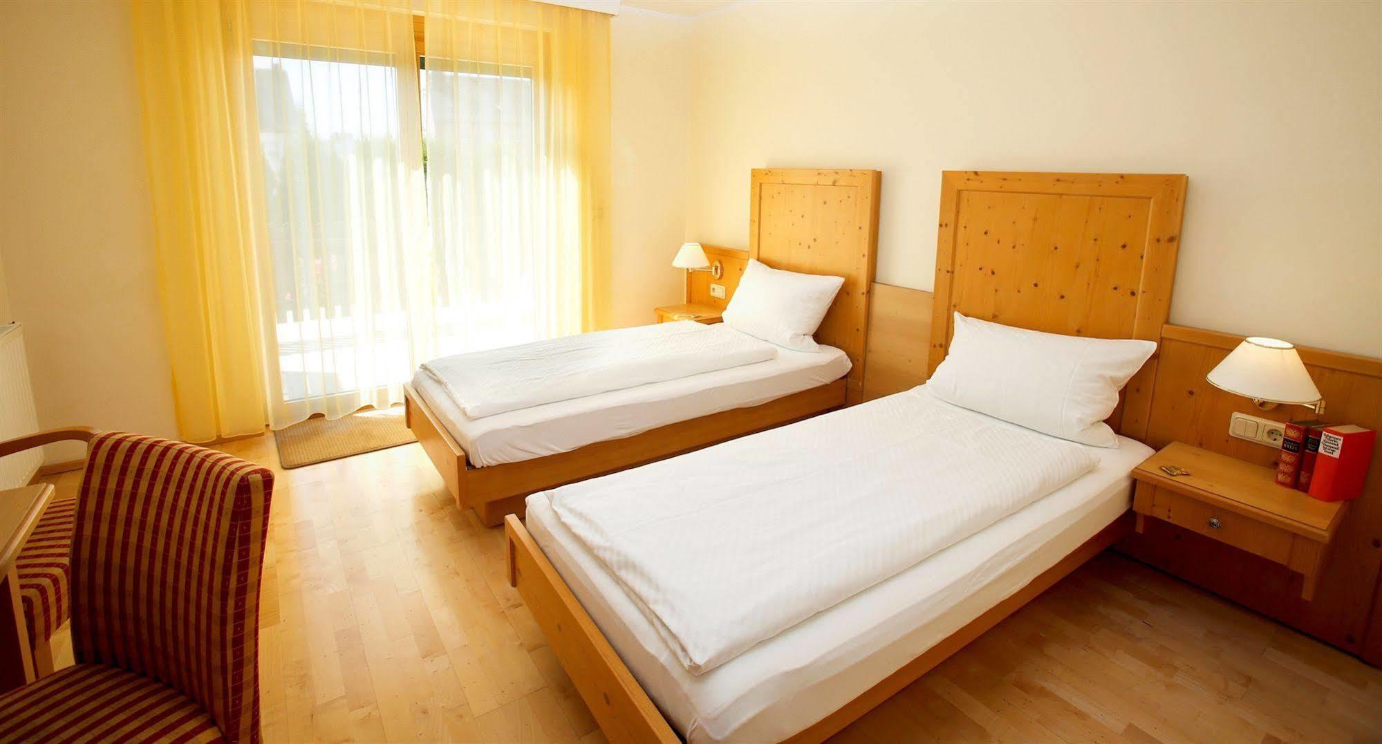 Airport-Hotel Fortuna Lautzenhausen Luaran gambar